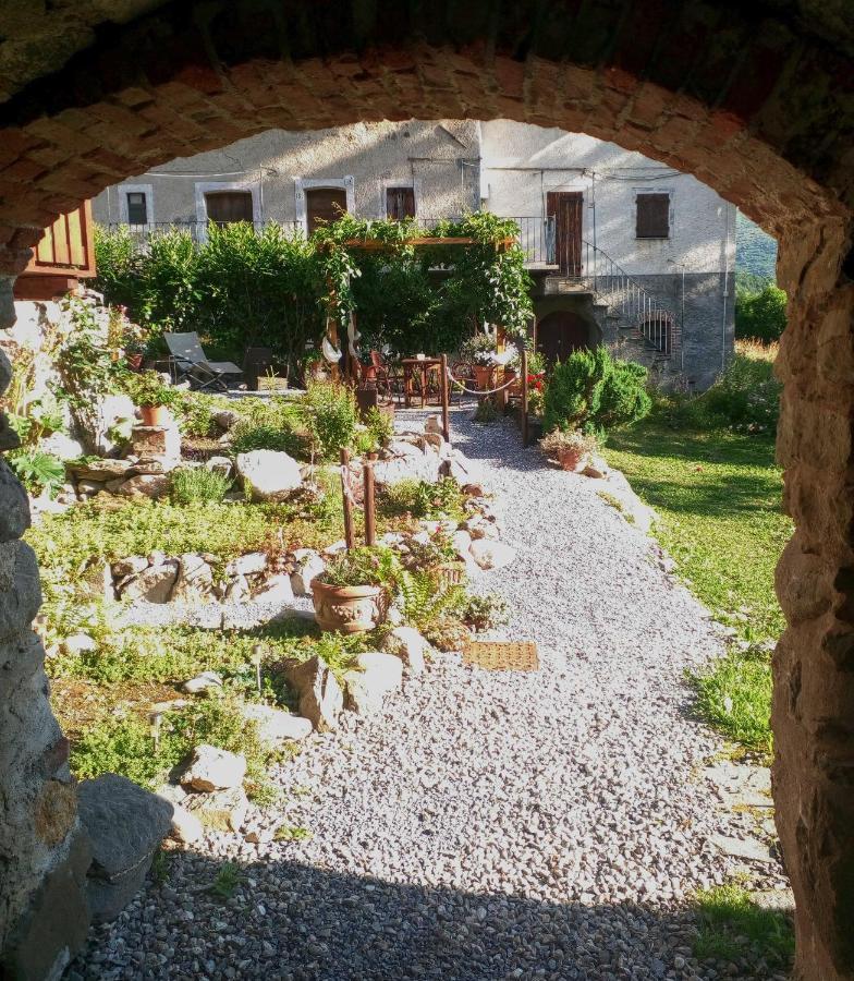 B&B L'Abric - Centro Storico Di Limonetto Limone Piemonte Zewnętrze zdjęcie
